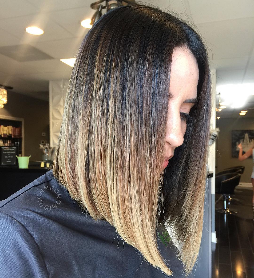 Recht Lichtbruin Balayage Bob