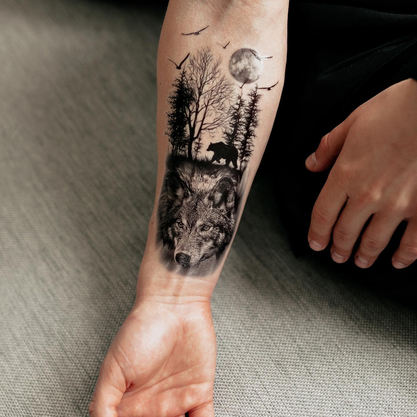 3D Wolf in Forest Tijdelijke Tattoo