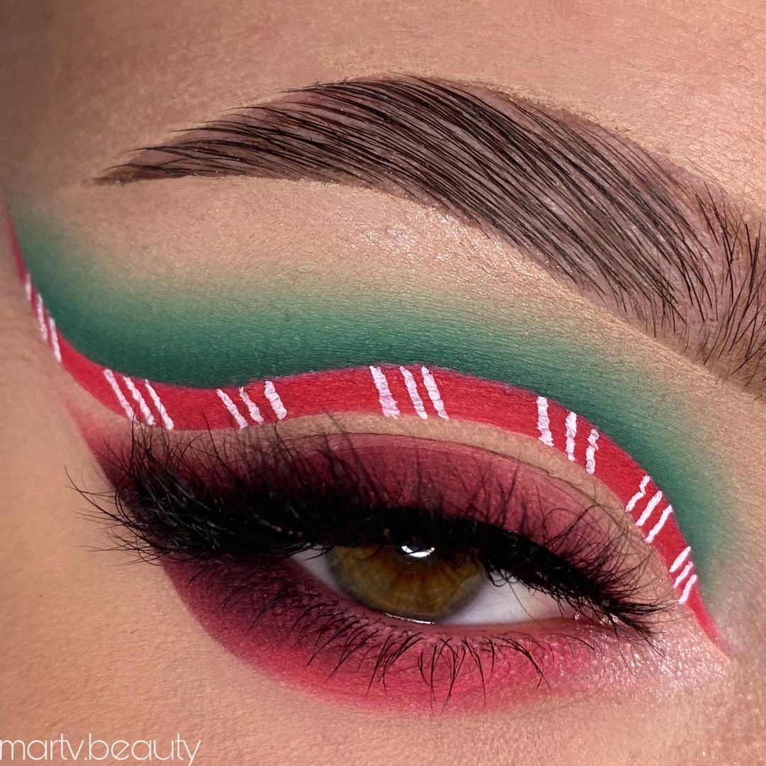 Leuke traditionele kerst make-up look