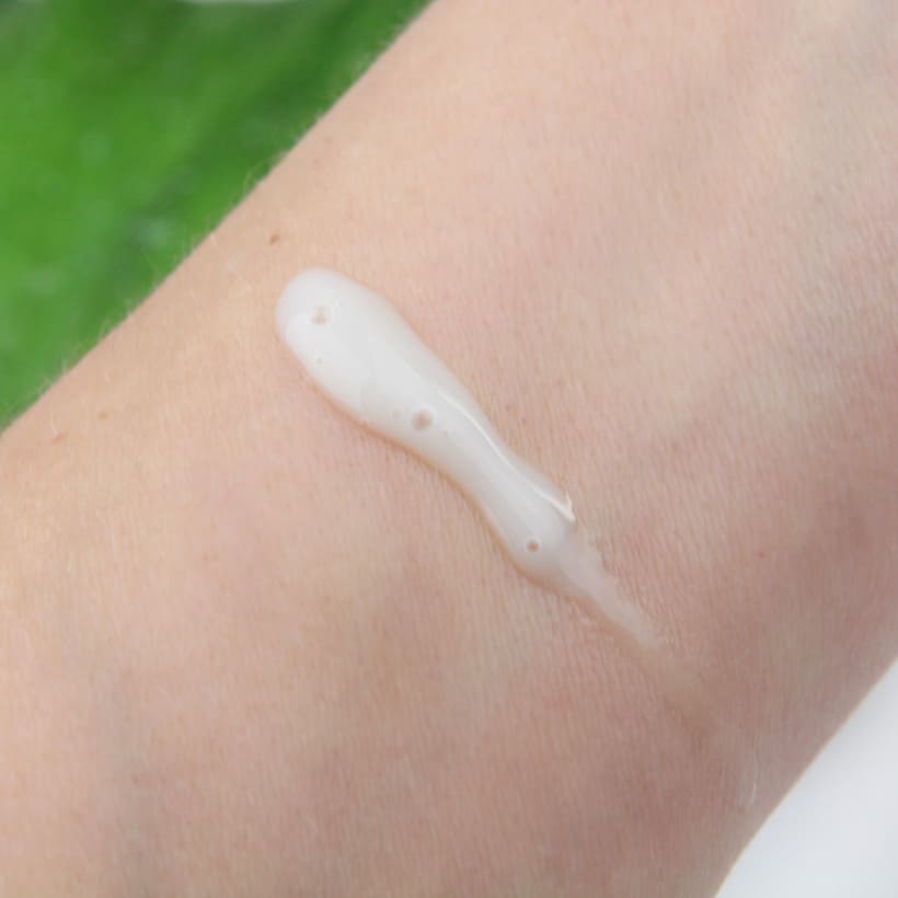 IT Cosmetics Vertrouwen in een Cleanser swatch