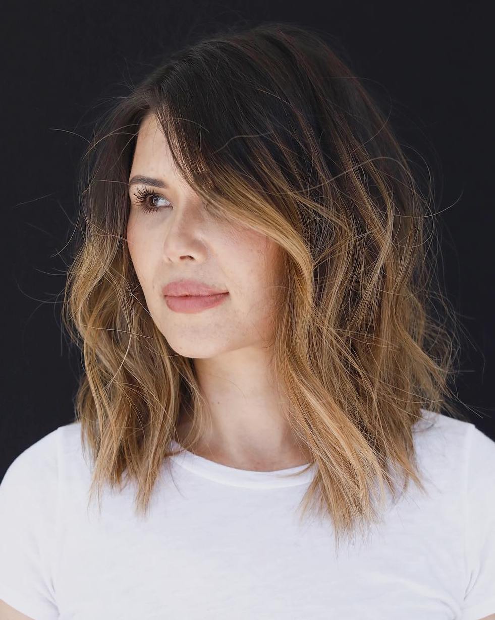 Shaggy Brunette Bob met Bronde Balayage