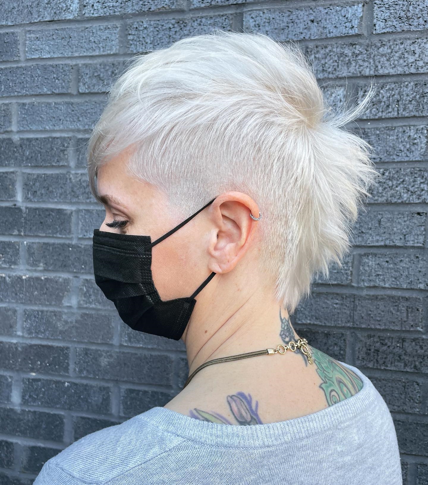 Platina Fauxhawk Pixie Undercut