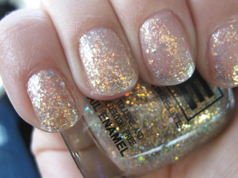 Mattése Elite Je T'Aime Nagellak in een multi-size gouden en iriserende glitter 