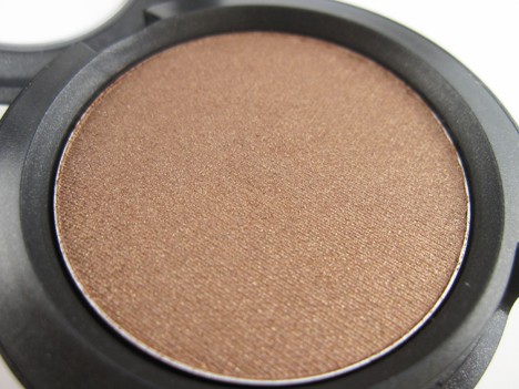 MAC Pro Longwear in Lie Laag 