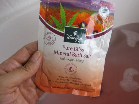 Pure Bliss Mineral Bath Salts verpakking