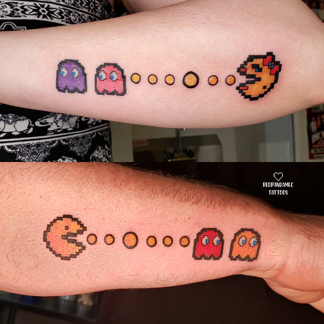 Nerdy Paar Tattoo Stijl Perfect voor Intieme Partners