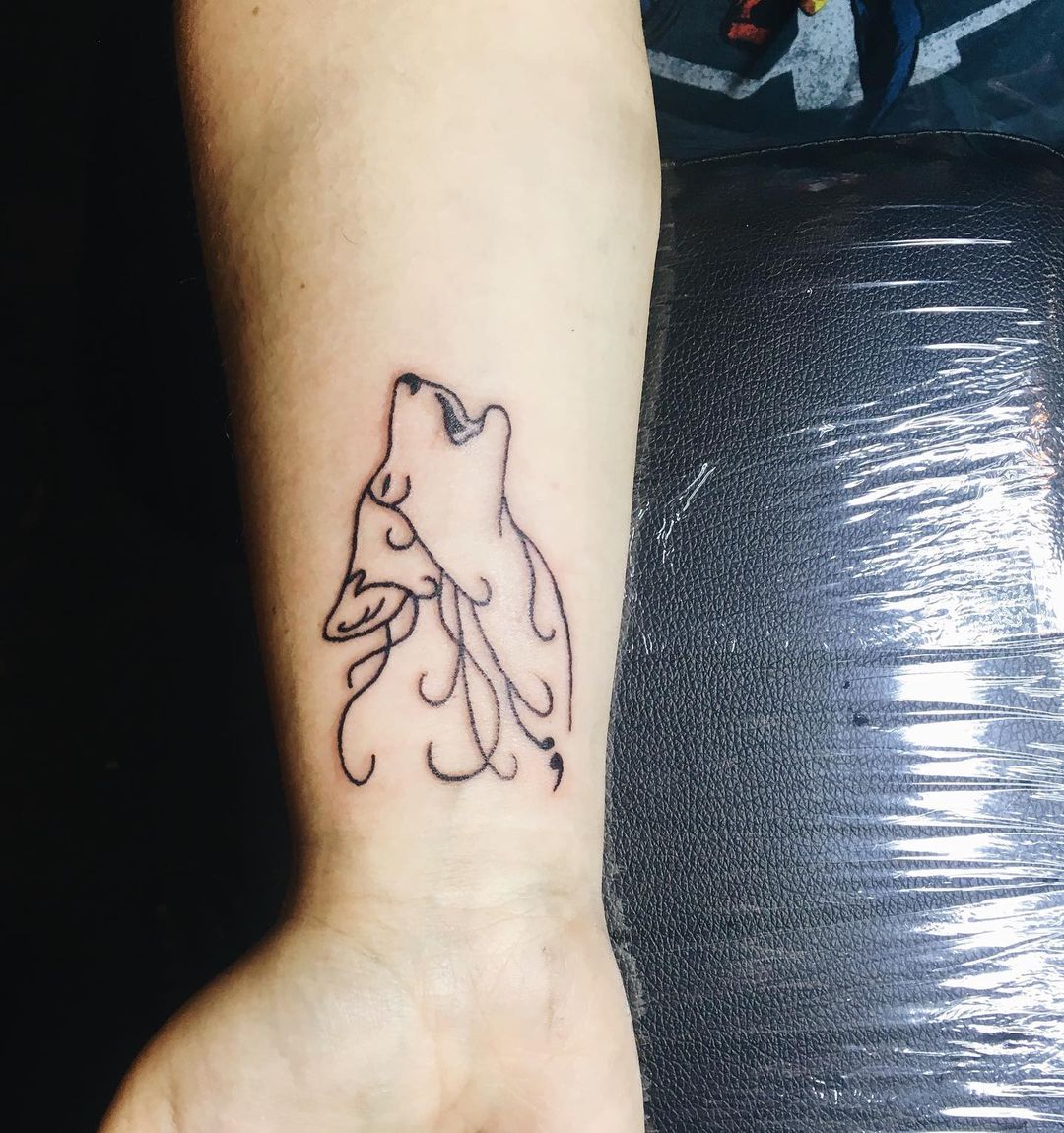 Eenvoudige minimalistische Wolf Tattoo