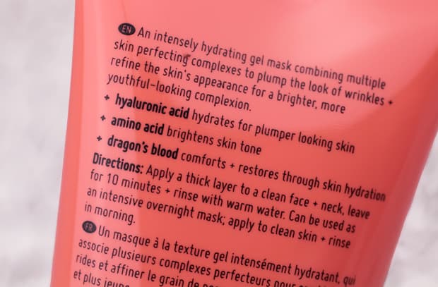 Nadere blik op Nip + Fab Dragon's Blood Fix Plumping Mask beschrijving tekstverpakking