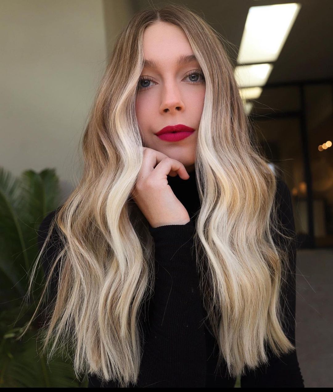 Blonde Balayage met Money Piece Highlights