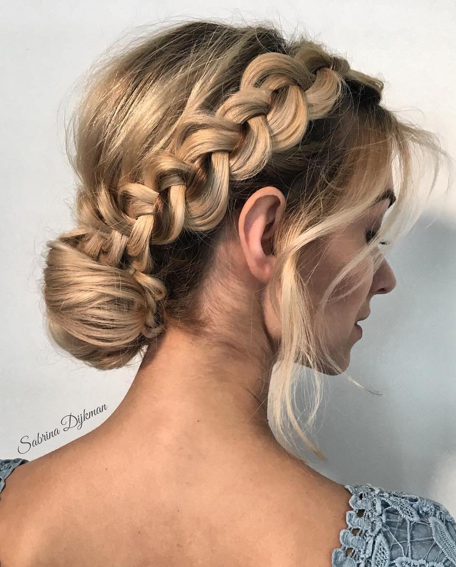 Chignon met hoofdband vlecht