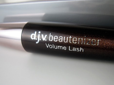 Nadere blik op d.j.v beautenizer Volume Lash Mascara