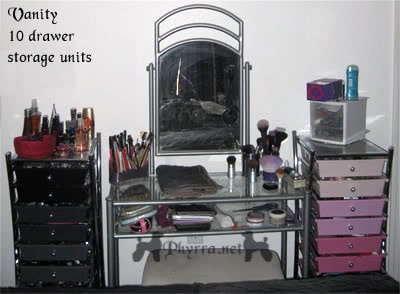 Ikea archiefkast genaamd de Helmer voor nagellak en een opbergruimte met 10 lades voor andere make-up