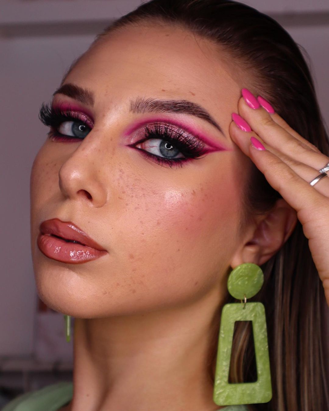 Neon Glitter Roze Oog Make-up