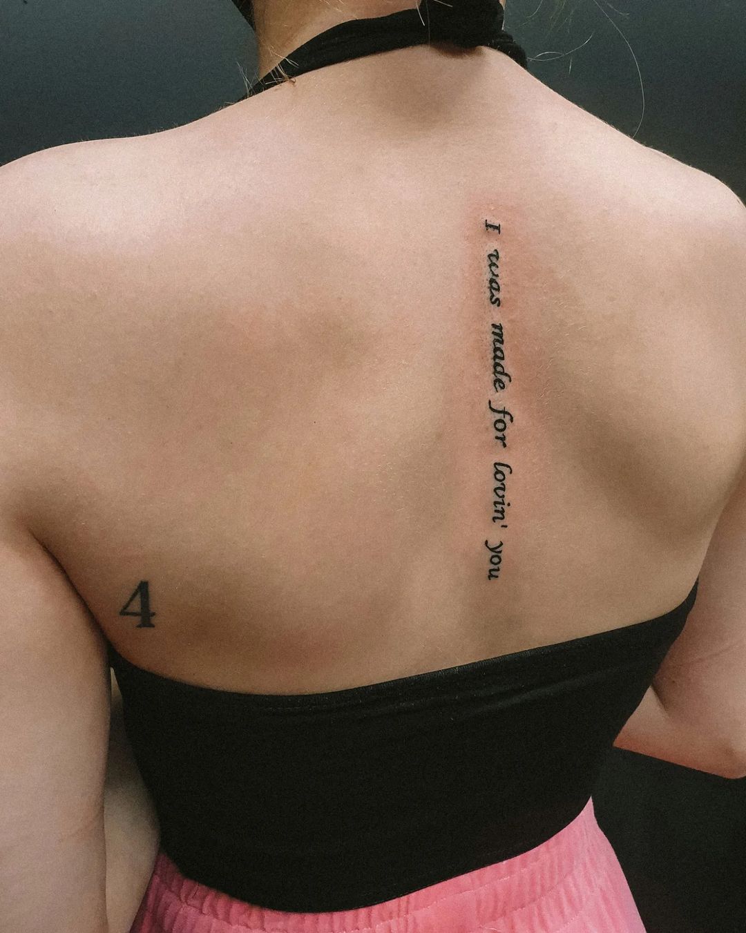Quote Tattoo Langs Spine voor vrouwen