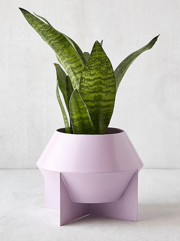 geometrische Lavendel plantenbak van Urban Outfitters