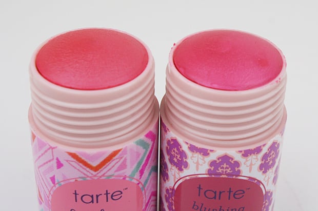 Een volledige collectie Tarte Cheek Stain Swatches. We Heart Dit geeft een volledige review van de Tarte Cheek Stain samen met de tarte cheek stain swatches. 