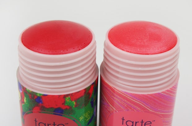 Een volledige collectie Tarte Cheek Stain Swatches. We Heart Dit geeft een volledige review van de Tarte Cheek Stain samen met de tarte cheek stain swatches. 