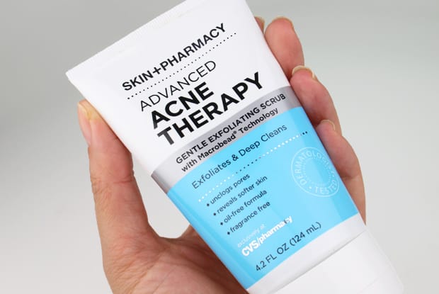 We Heart Dit deelt een CVS Skin + Pharmacy Advanced Acne Therapy review, ontdek of deze Acne Therapy lijn van producten zal werken voor u.