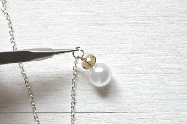 easy-DIY-project-Pearl-Lariat-Ketting-11