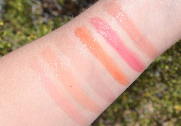 Clarins-instant-light-lip-balm-review-swatches-7