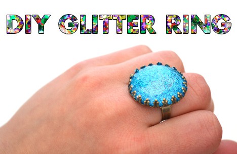 DIY Glitter Ring